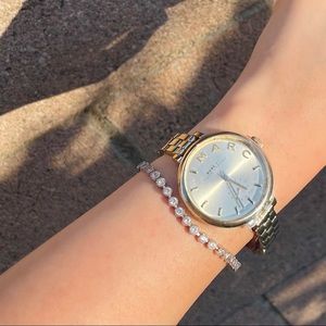 Marc by Marc Jacobs Women’s Watch | color:gold |